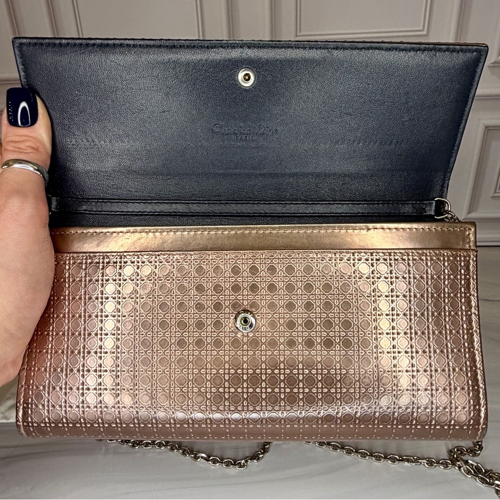 Christian Dior | Lady Dior Rose Gold Micro-Cannage | Full Inclusion - Picture 3 of 9